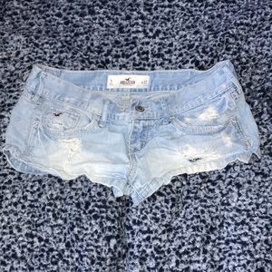 ⚠️4/20⚠️ hollister light wash shorts